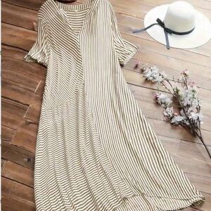 Striped | Beige and withe Dress | Sz S